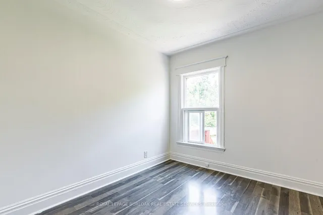 Additional image 25 of 22 Myrtle Ave