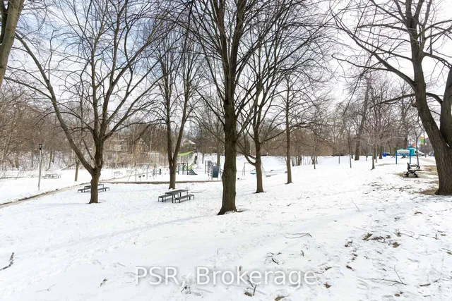 Additional image 48 of 3018 Yonge St Unit 311