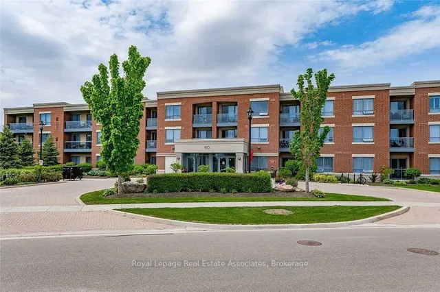60 Via Rosedale Way Unit 202