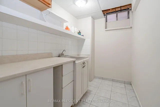 Additional image 37 of 41 Rangeland Rd