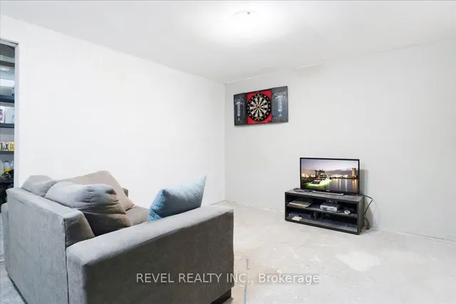 Additional image 28 of 30 Regent Ave Unit 28A