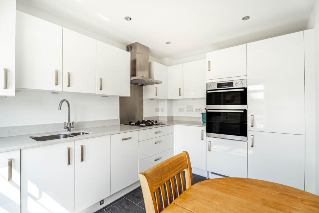 Additional image 6 of Falcon Way, St. Albans, Hertfordshire, AL4