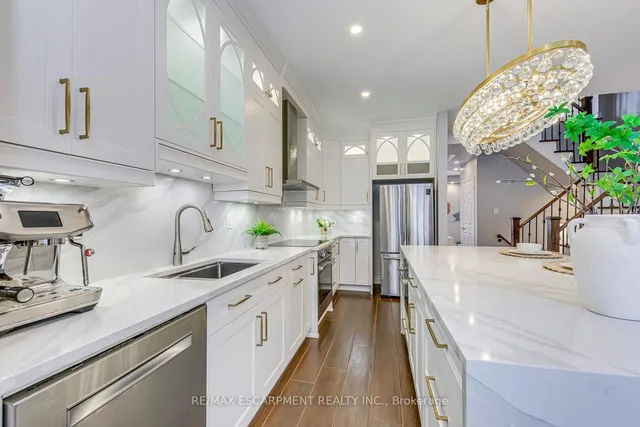 Additional image 20 of 249 Roxton Rd