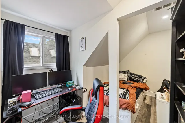 Additional image 24 of 220 Caroline St