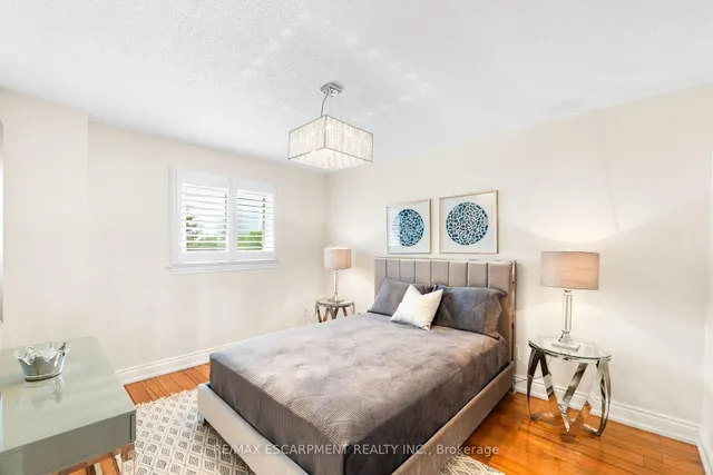 Additional image 30 of 286 Winfield Terr