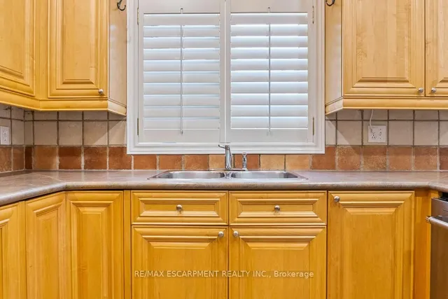 Additional image 12 of 1146 Upper River Crt