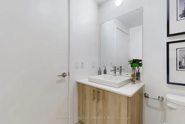 Additional image 36 of 1195 The Queensway St Unit 907