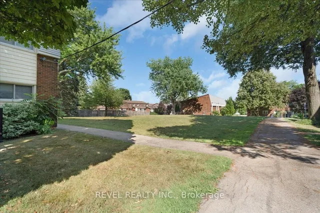 Additional image 30 of 30 Regent Ave Unit 28A