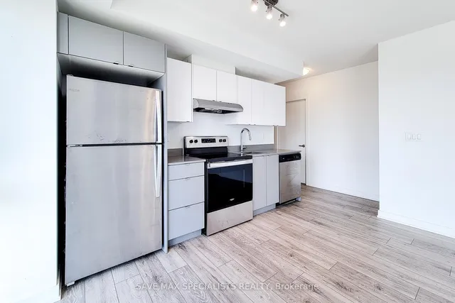 Additional image 17 of 3200 Dakota Common Unit B403