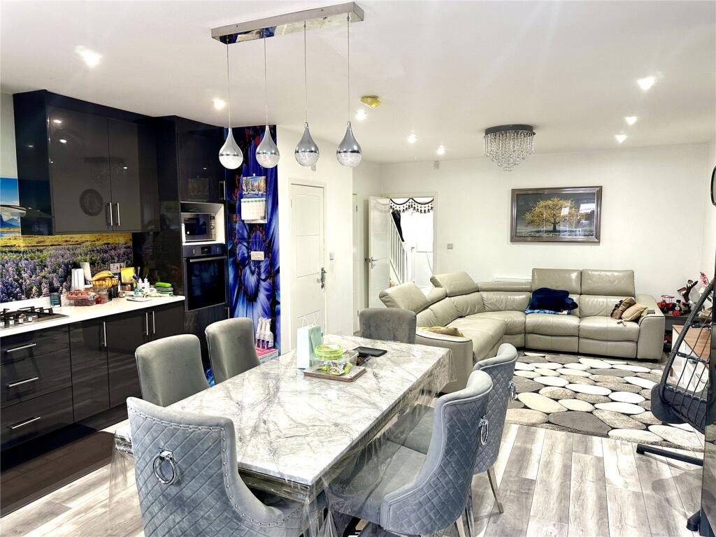 Additional image 3 of Redthorn Grove, Birmingham, West Midlands, B33