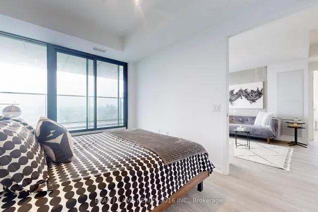 Additional image 14 of 195 McCaul St Unit 1801