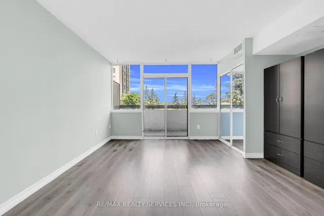 Additional image 24 of 21 Markbrook Lane Unit 306