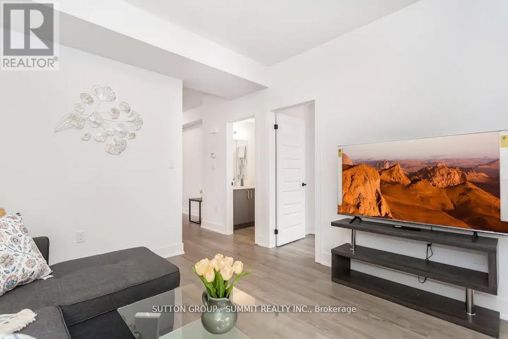 Property image for 43 - 99 ROGER STREET|Waterloo, Ontario N2J1A4