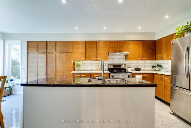 Additional image 21 of 369 Claremont Cres