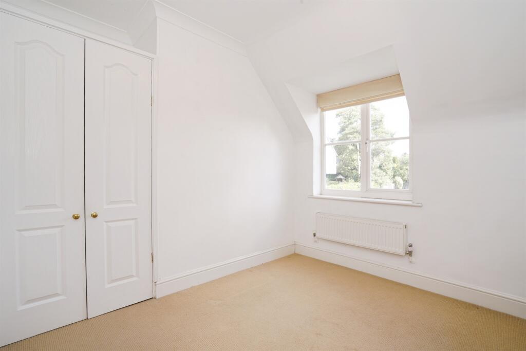 Additional image 8 of Canonsfield Road, Welwyn