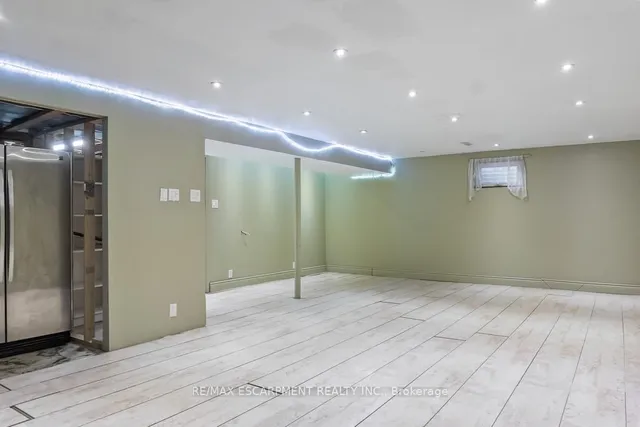 Additional image 34 of 1 Dunbarton Cres