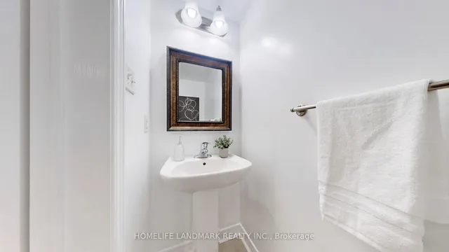 Additional image 8 of 7 Kawneer Terr