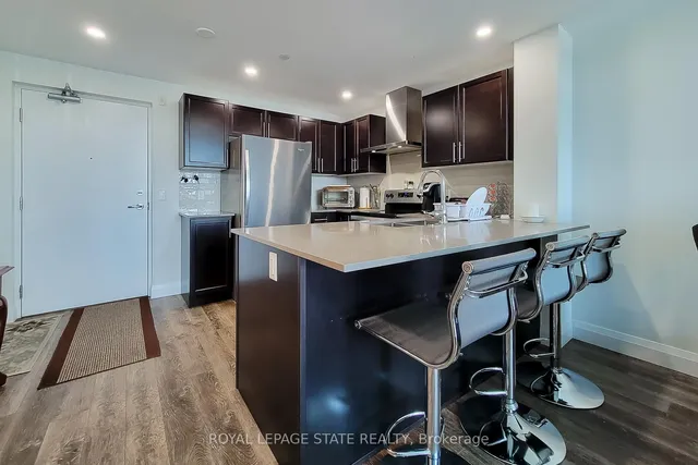 Additional image 12 of 1 Redfern Ave Unit 313