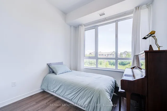 Additional image 16 of 395 Dundas St Unit 234