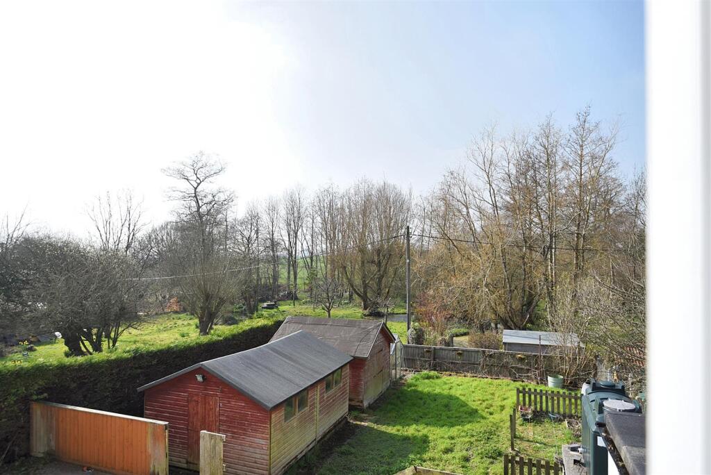 Additional image 8 of Yarlington