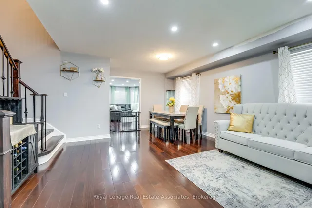 Additional image 5 of 4 Flatfield Way