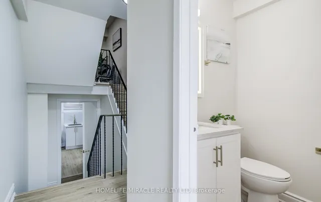 Additional image 44 of 43 Lexington Ave Unit 41