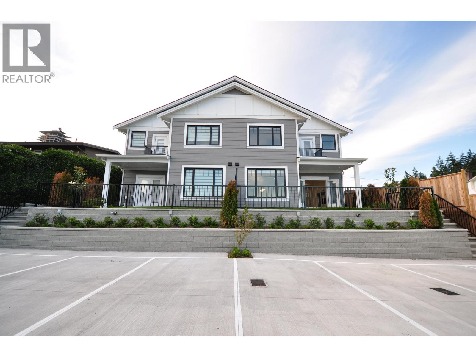 104 1138 DANSEY AVENUE|Coquitlam, British Columbia V3K3H4