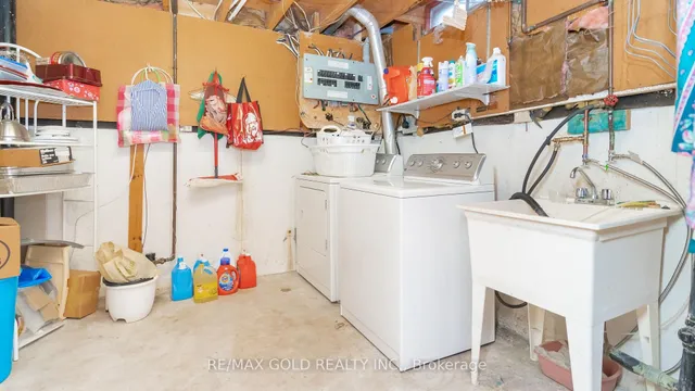 Additional image 31 of 17 Greenhills Sq