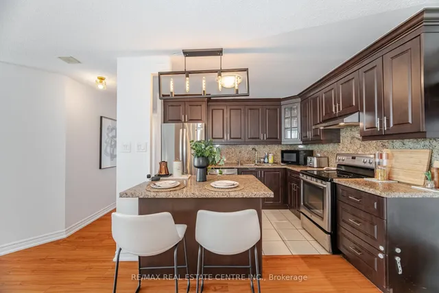 Additional image 8 of 25 Trailwood Dr Unit 402