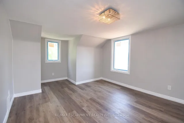 Additional image 23 of 687 Upper James St