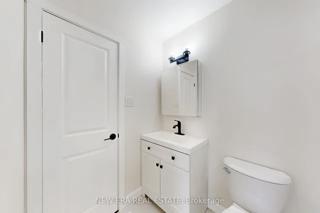 Additional image 36 of 96 Toba Cres