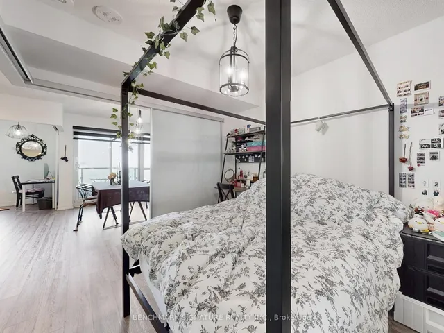 Additional image 19 of 395 Bloor St Unit 3705