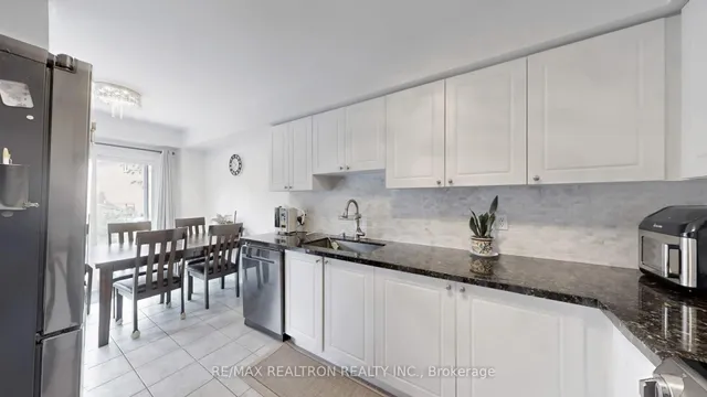 Additional image 14 of 878 Delgado Dr