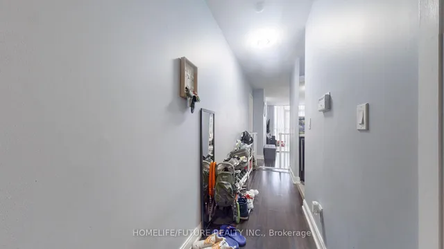 Additional image 31 of 135 Village Green Sq Unit 219