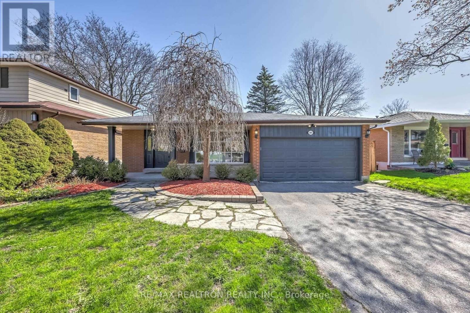 105 FRED VARLEY DRIVE|Markham (Unionville), Ontario L3R1S9