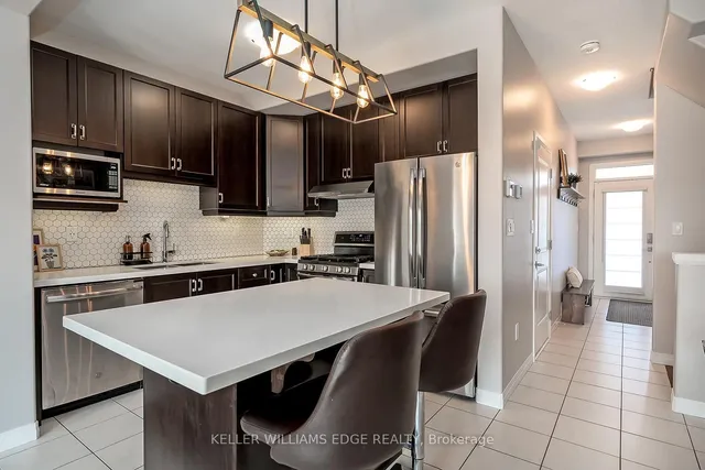 Additional image 8 of 67 Columbus Gate