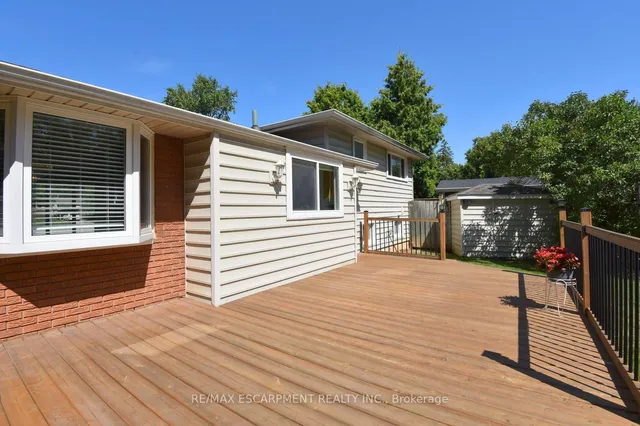 Additional image 37 of 552 Hull Crt