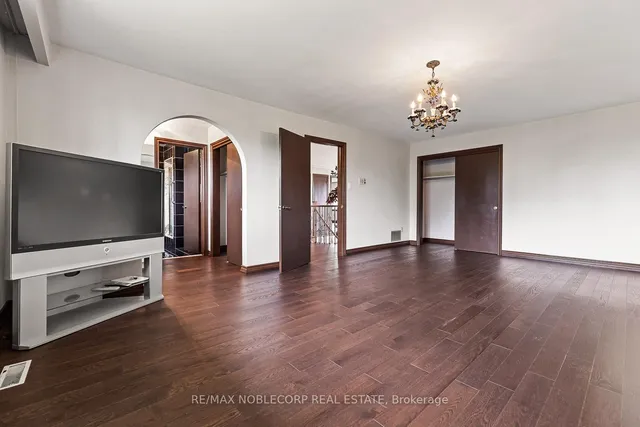 Additional image 21 of 10201 Clarkway Dr