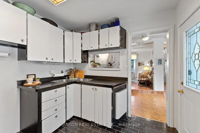 Additional image 20 of 79 Knox Ave