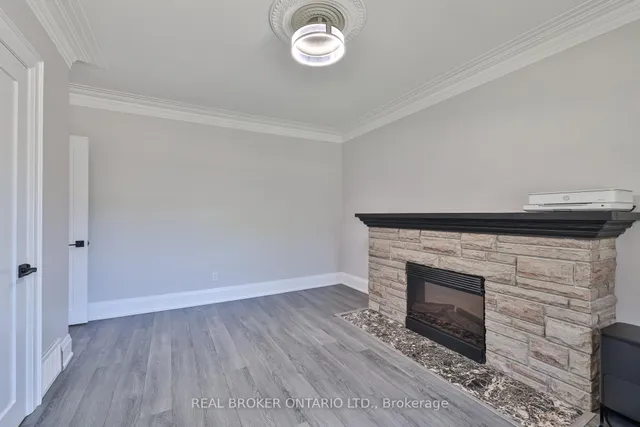 Additional image 17 of 76 Randall Ave