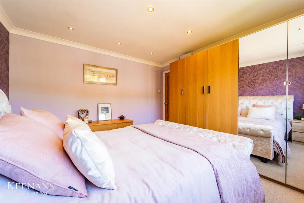 Additional image 38 of Windsor Close, Read