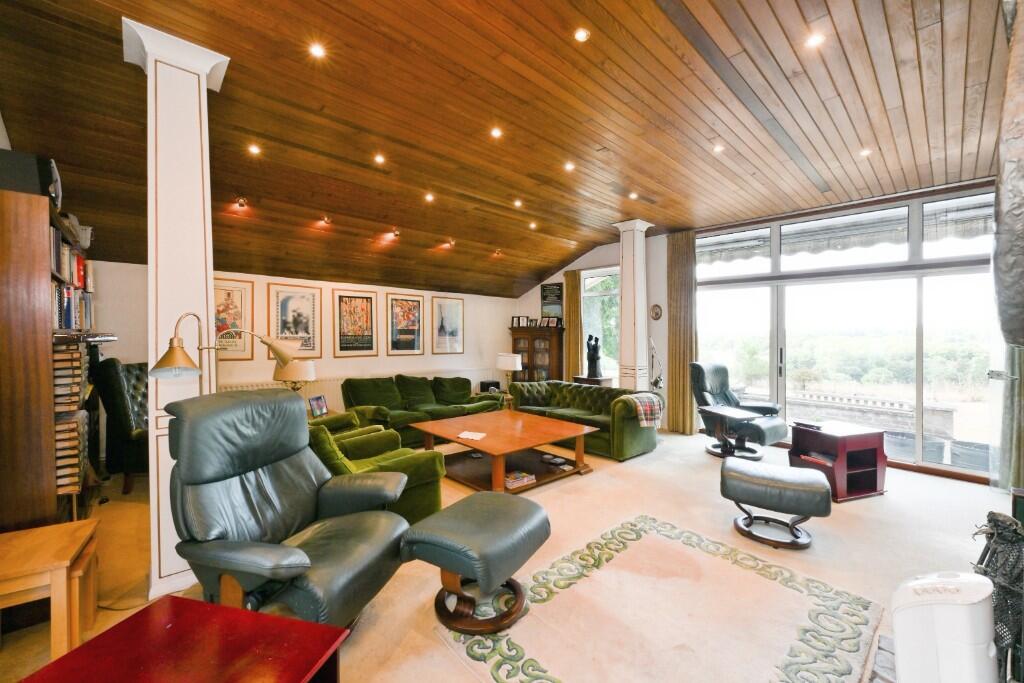 Additional image 7 of High Road, AL9