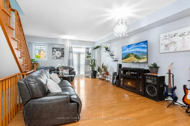 Additional image 13 of 22 Lambrinos Lane