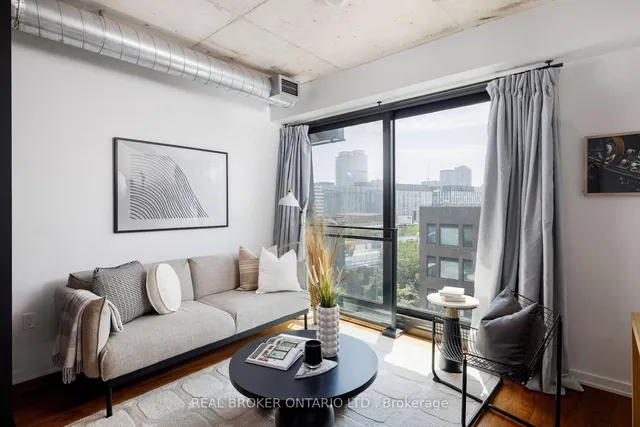 Additional image 3 of 47 Lower River St Unit 539