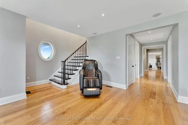 Additional image 26 of 8301 Leeming Rd