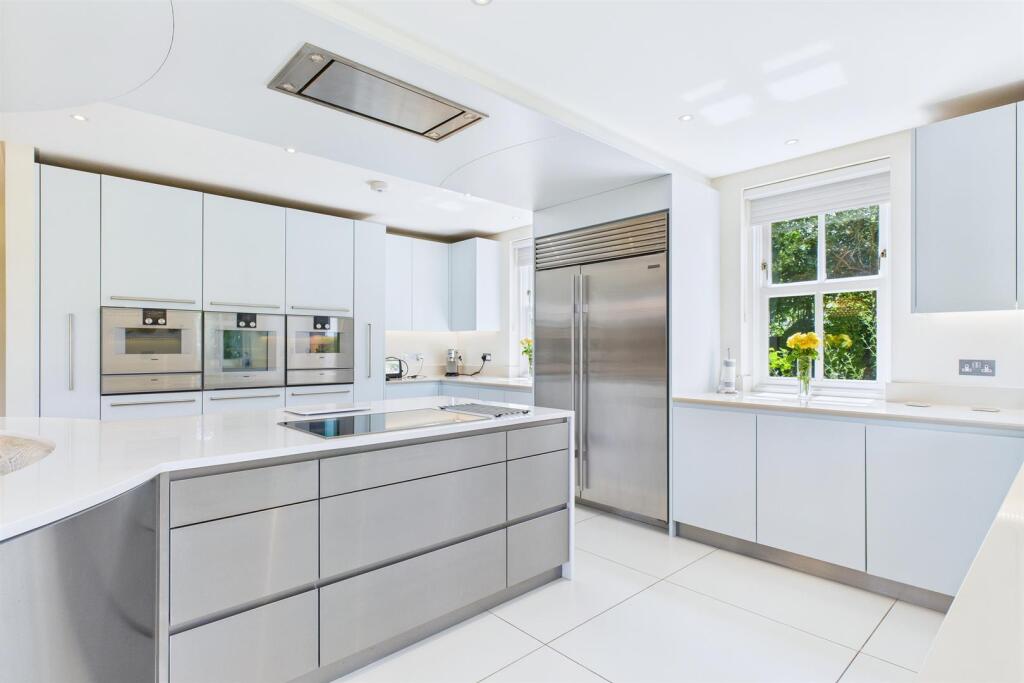 Additional image 10 of Mulberry House, Woodside AL9 6DD