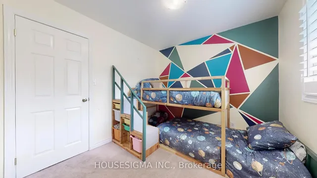 Additional image 18 of 641 Glen Moor Cres