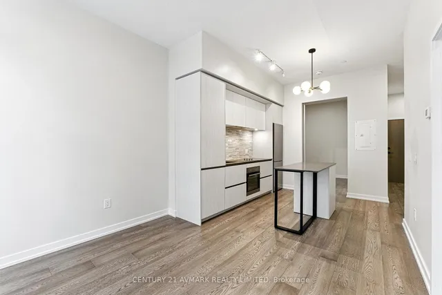 Additional image 18 of 34 TUBMAN Ave Unit 305