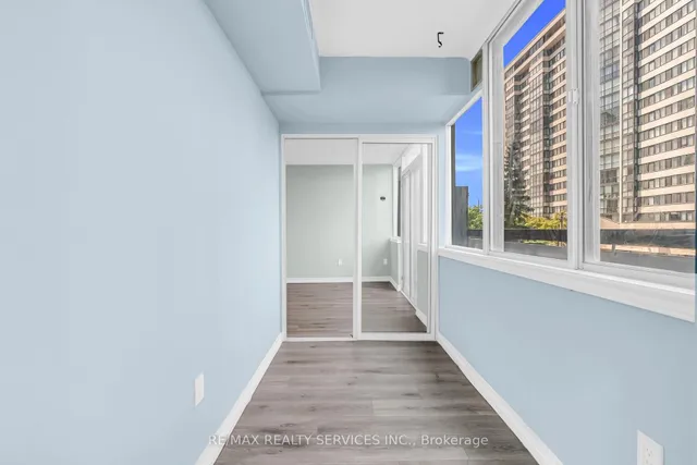 Additional image 25 of 21 Markbrook Lane Unit 306