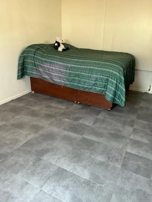 Additional image 3 of 252 John Garland Blvd Unit 161